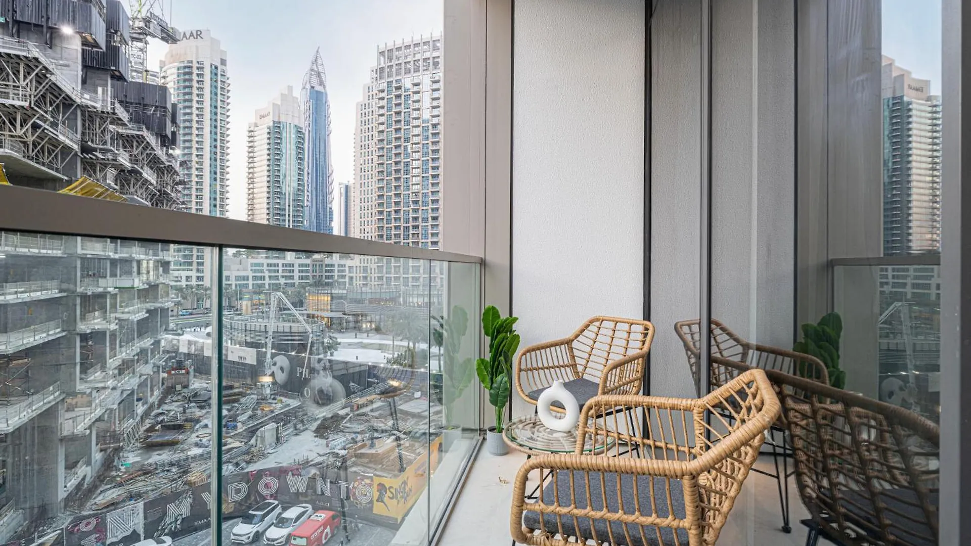 Grande Apartment 1 Bedroom With Amazing Pool, Gym And Location Дубай