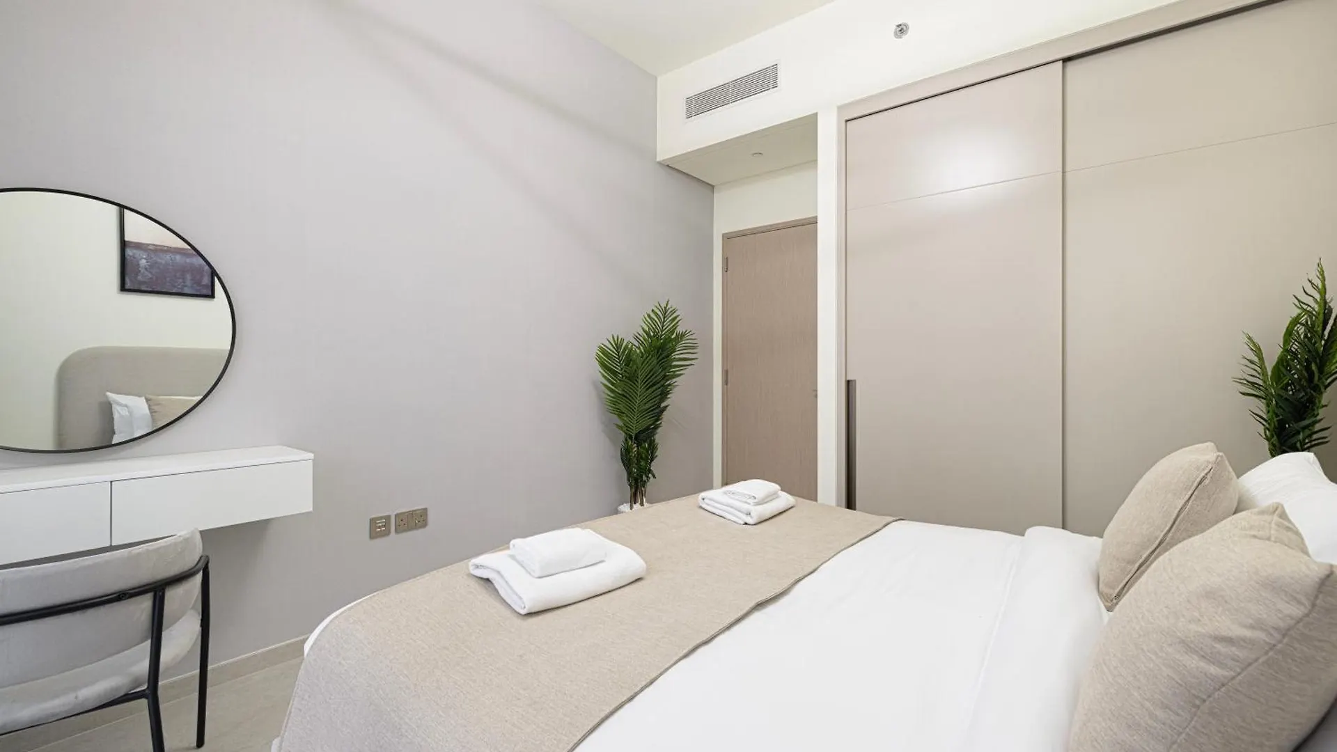Grande Apartment 1 Bedroom With Amazing Pool, Gym And Location Дубай