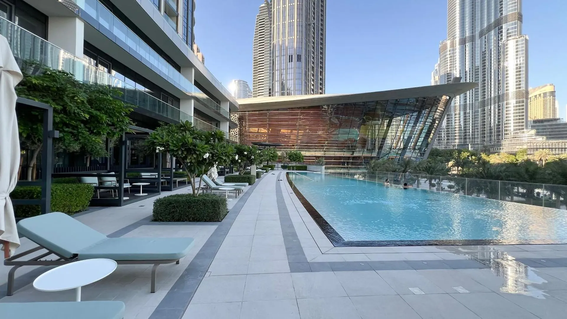 Grande Apartment 1 Bedroom With Amazing Pool, Gym And Location Dubai